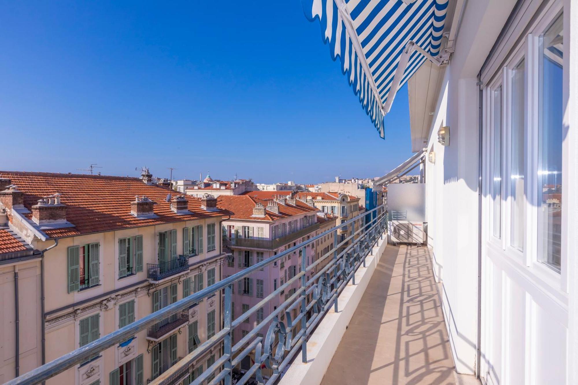 Rooftop At Palais De La Buffa - Happy Apartment Nice